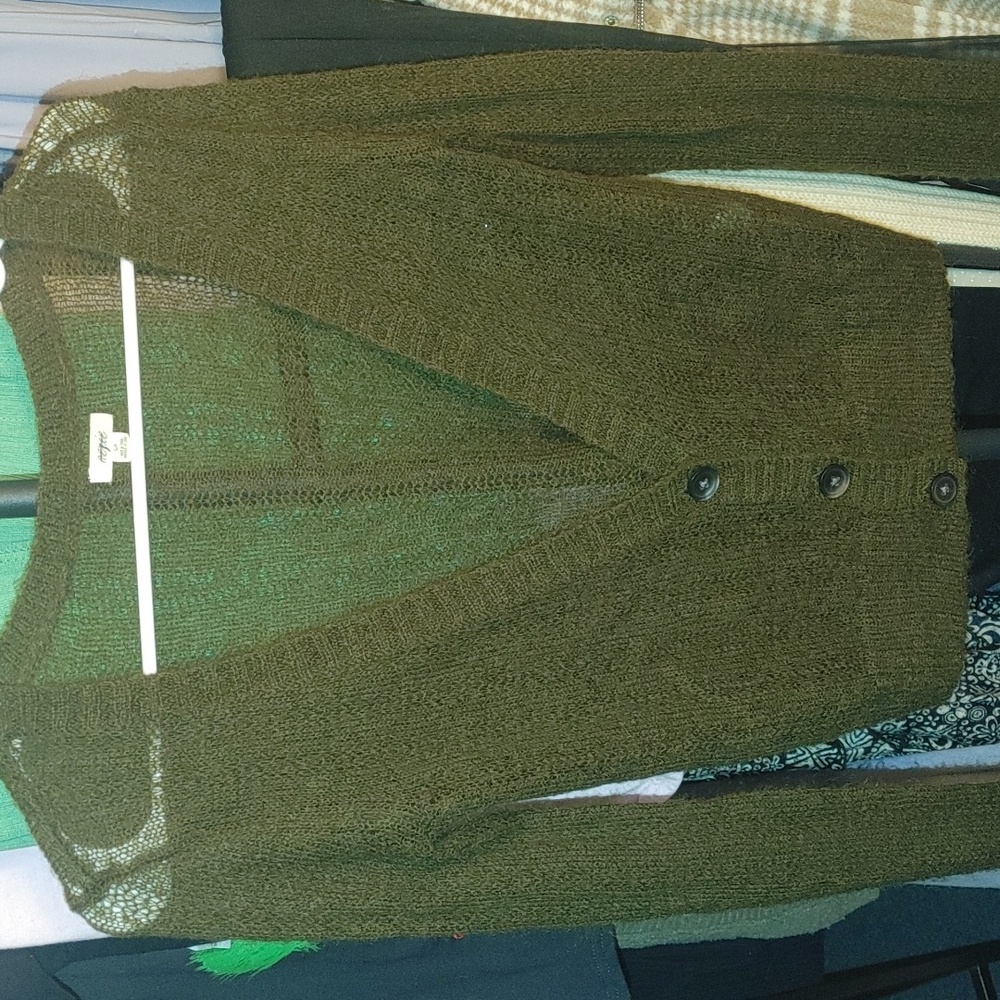Elegant Olive Cardigan for Women
